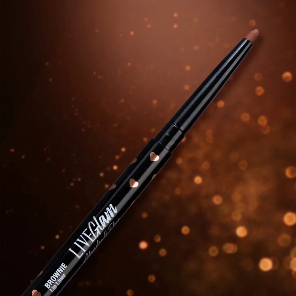 🩷🆕🩷 LIVEGlam Brownie Lip Liner